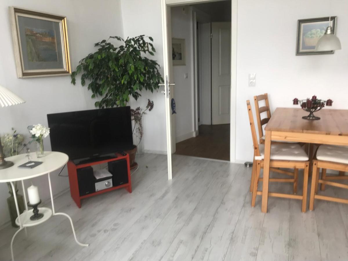 Hafenblick Apartment กลึคชตัดท์ ภายนอก รูปภาพ